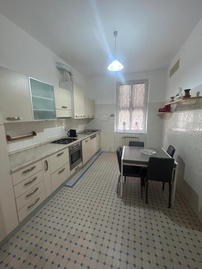 Ceka House Apartment ลาสเปเซีย ภายนอก รูปภาพ