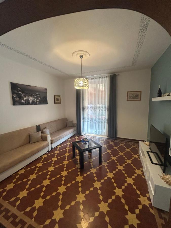 Ceka House Apartment ลาสเปเซีย ภายนอก รูปภาพ